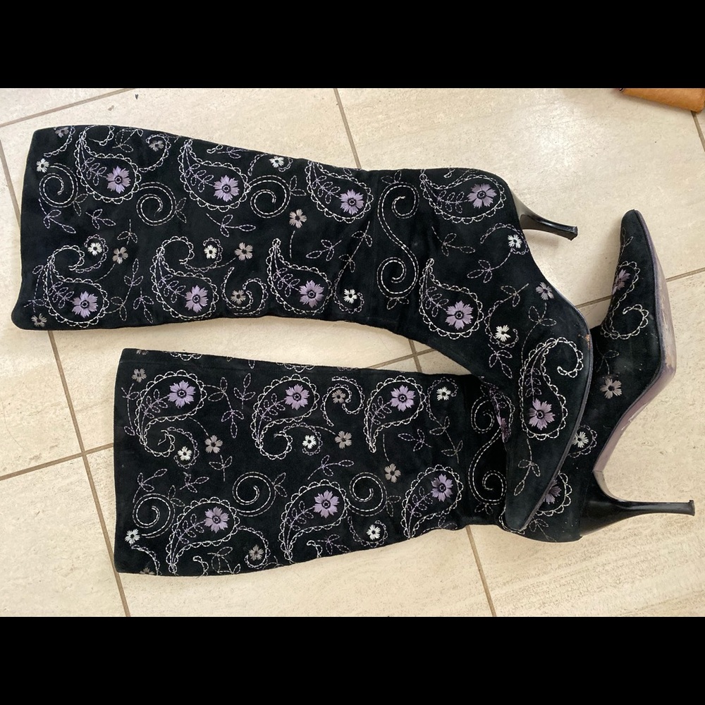 Richard Tyler Couture black suede embroidered